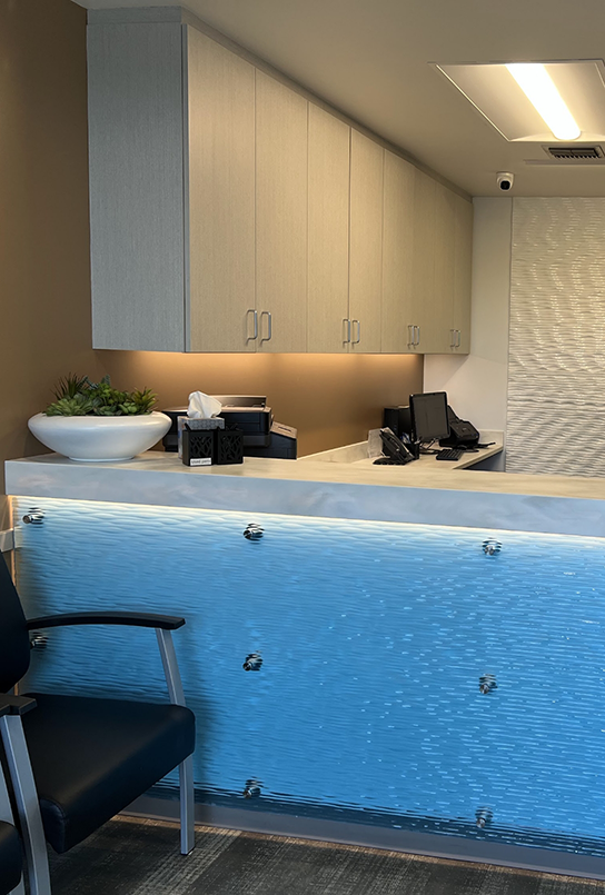 Front desk at Four Corners Family Dentistry in Maple Valley